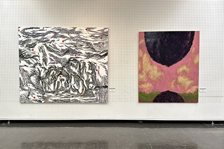 現代美術展会場